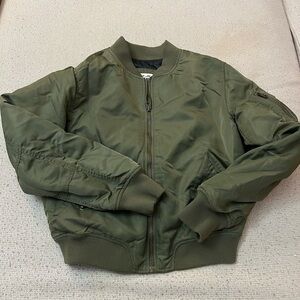 Size medium green Who A U Bomber jacket